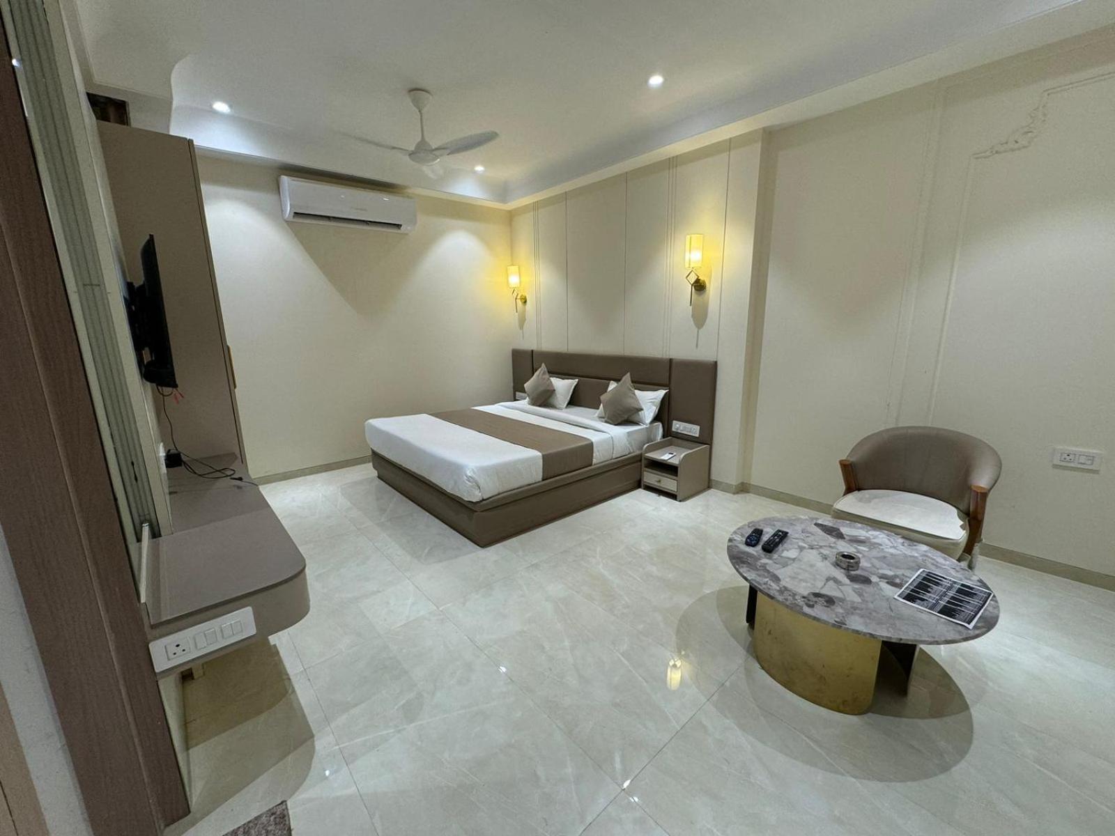 Hotel Fortune Inn Бопал Екстериор снимка